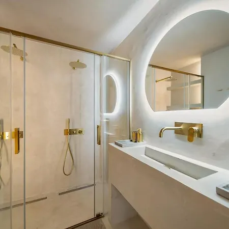 3 Bedroom In Old Town