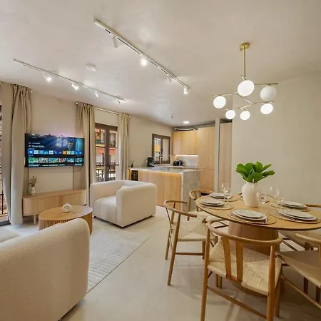 3 Bedroom In Old Town *